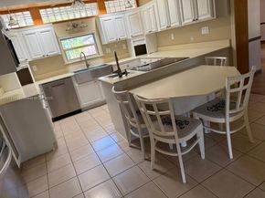 5461 W Broward Blvd, Plantation FL 33317