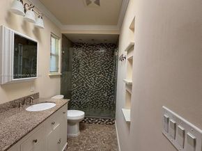 5461 W Broward Blvd, Plantation FL 33317