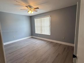 2787 NW 192nd Ter, Miami Gardens FL 33056