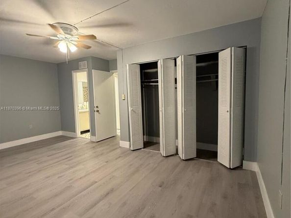 2787 NW 192nd Ter, Miami Gardens FL 33056