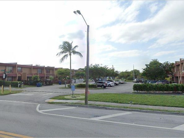 2787 NW 192nd Ter, Miami Gardens FL 33056