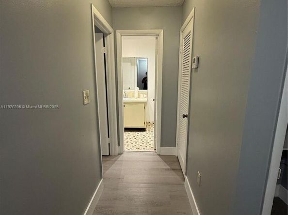 2787 NW 192nd Ter, Miami Gardens FL 33056