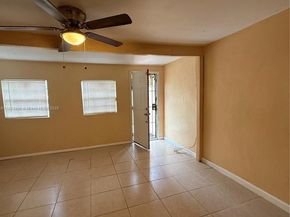 2787 NW 192nd Ter, Miami Gardens FL 33056