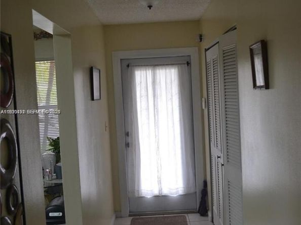 480 NW 76th Ave 105, Margate FL 33063