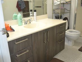 480 NW 76th Ave 105, Margate FL 33063