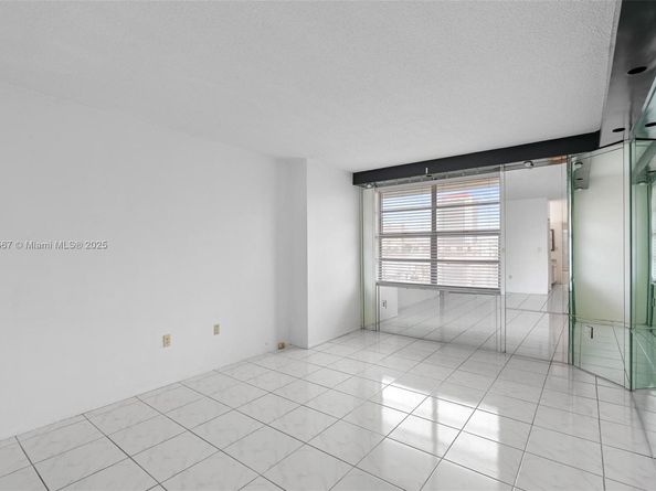 1965 S Ocean Dr MS, Hallandale Beach FL 33009