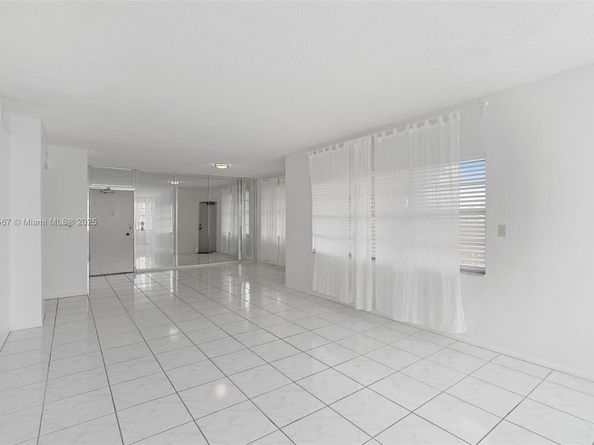 1965 S Ocean Dr MS, Hallandale Beach FL 33009