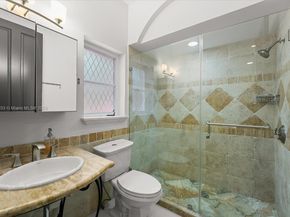 285 Carabela Ct, Coral Gables FL 33143