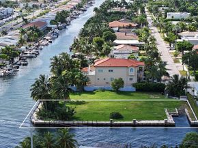 2210 NE 124th St, North Miami FL 33181