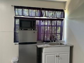 18441 NE 21st Ave, North Miami Beach FL 33179