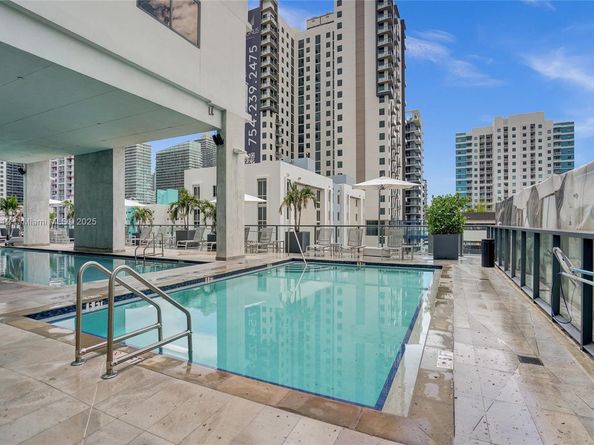 239 SW 9th St 2203, Miami FL 33130