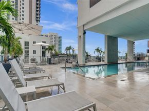 239 SW 9th St 2203, Miami FL 33130