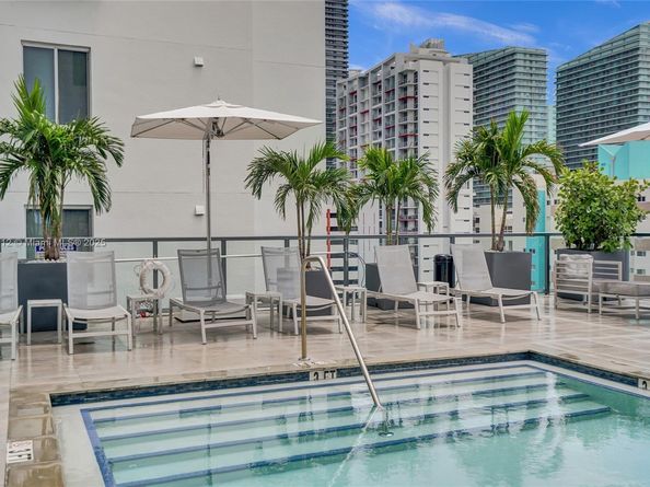 239 SW 9th St 2203, Miami FL 33130