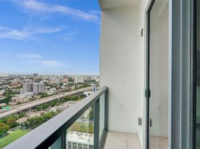 239 SW 9th St 2203, Miami FL 33130