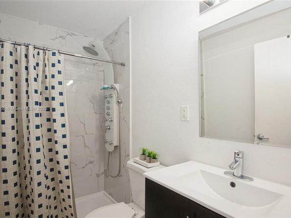 14366 SW 258th Ln, Homestead FL 33032