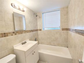 1565 SW 6th St, Miami FL 33135