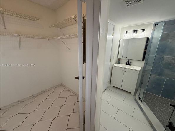 5900 SW 127th Ave 3406, Miami FL 33183
