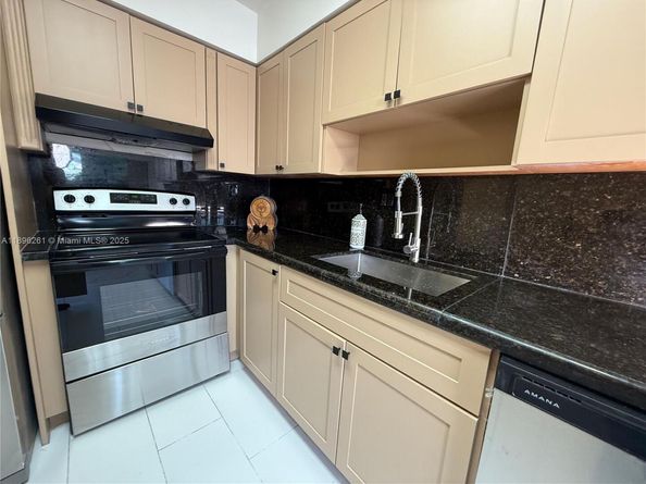 5900 SW 127th Ave 3406, Miami FL 33183