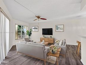 3100 Riverside Dr 305, Coral Springs FL 33065