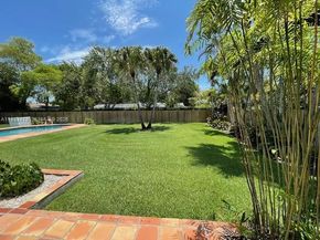 17025 SW 80th Ct, Palmetto Bay FL 33157