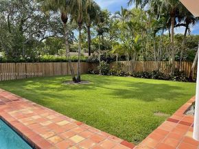 17025 SW 80th Ct, Palmetto Bay FL 33157