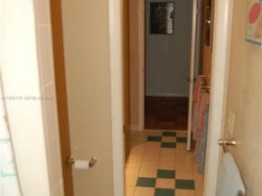 17025 SW 80th Ct, Palmetto Bay FL 33157