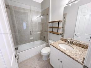 4036 NW 88th Ter, Cooper City FL 33024