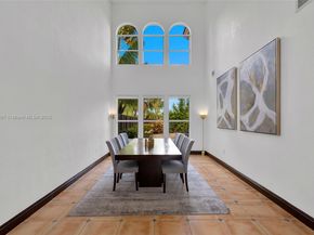 7301 NW 107th Pl, Doral FL 33178
