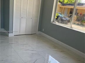 1230 NE 148th St, Miami FL 33161