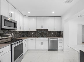 524 NW 10th, Hallandale Beach FL 33009