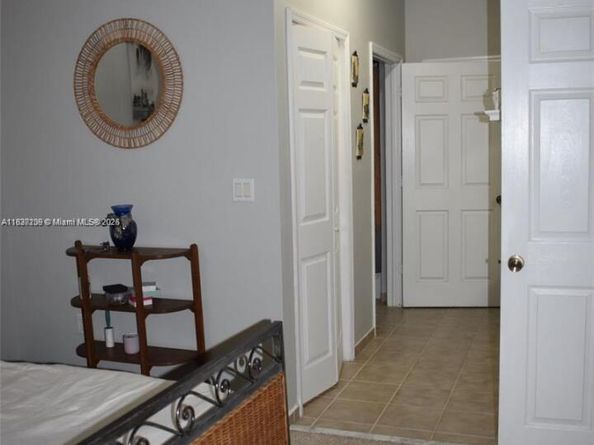 1239 NE 32nd Ter 1239, Homestead FL 33033
