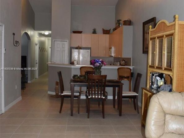 1239 NE 32nd Ter 1239, Homestead FL 33033