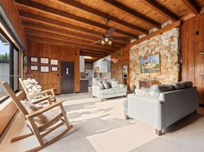 6539 SW 84 Ave, Miami FL 33143