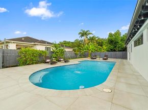 6539 SW 84 Ave, Miami FL 33143
