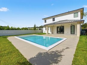 2725 SW 65th Ave, Miami FL 33155