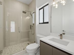 2725 SW 65th Ave, Miami FL 33155