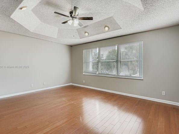 2015 SW 159th Ave, Miramar FL 33027