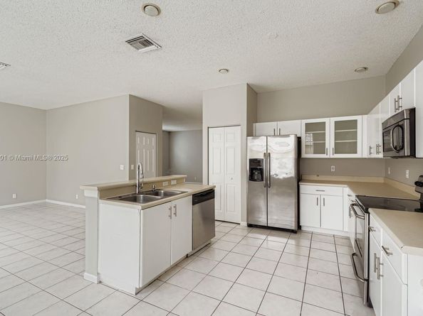 2015 SW 159th Ave, Miramar FL 33027