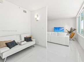 400 S Pointe Dr 906, Miami Beach FL 33139