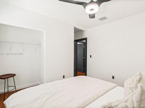 1121 NW 57th St, Miami FL 33127