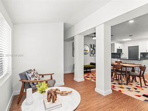 1121 NW 57th St, Miami FL 33127