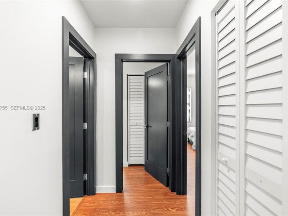 1121 NW 57th St, Miami FL 33127