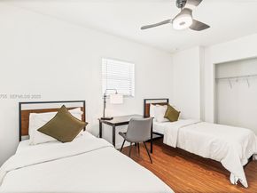 1121 NW 57th St, Miami FL 33127