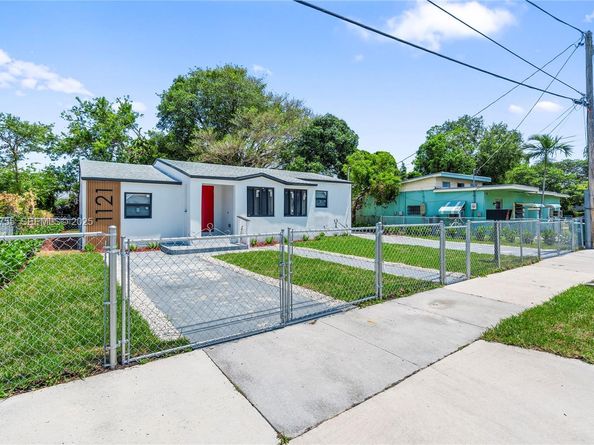 1121 NW 57th St, Miami FL 33127