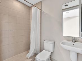 3300 NE 188th St 718, Aventura FL 33180