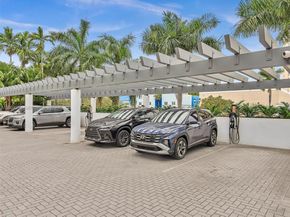 3300 NE 188th St 718, Aventura FL 33180