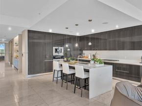 3300 NE 188th St 718, Aventura FL 33180