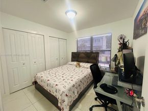 10305 SW 183rd St, Miami FL 33157