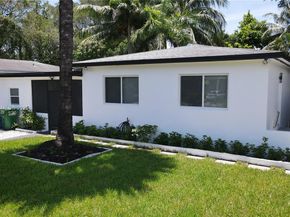 270 NE 162nd St, Miami FL 33162