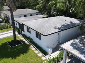 270 NE 162nd St, Miami FL 33162